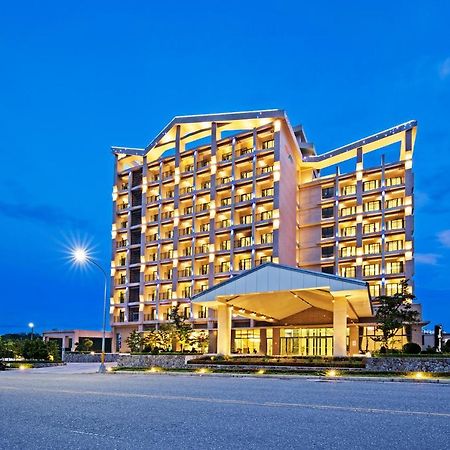 Naruwan Galaxy Hotel T'ai-tung Kültér fotó