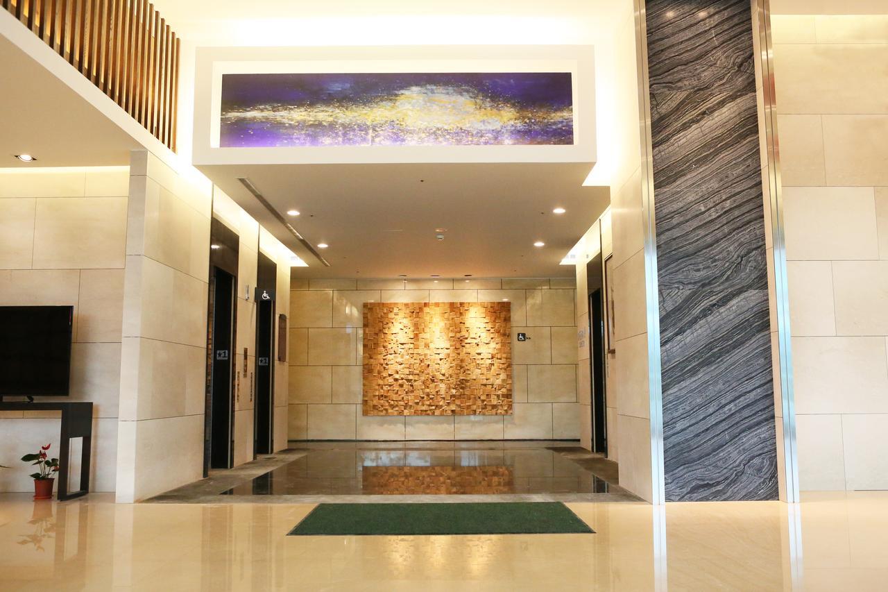 Naruwan Galaxy Hotel T'ai-tung Kültér fotó
