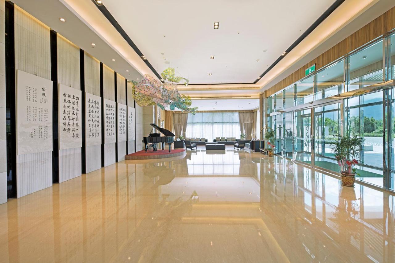Naruwan Galaxy Hotel T'ai-tung Kültér fotó