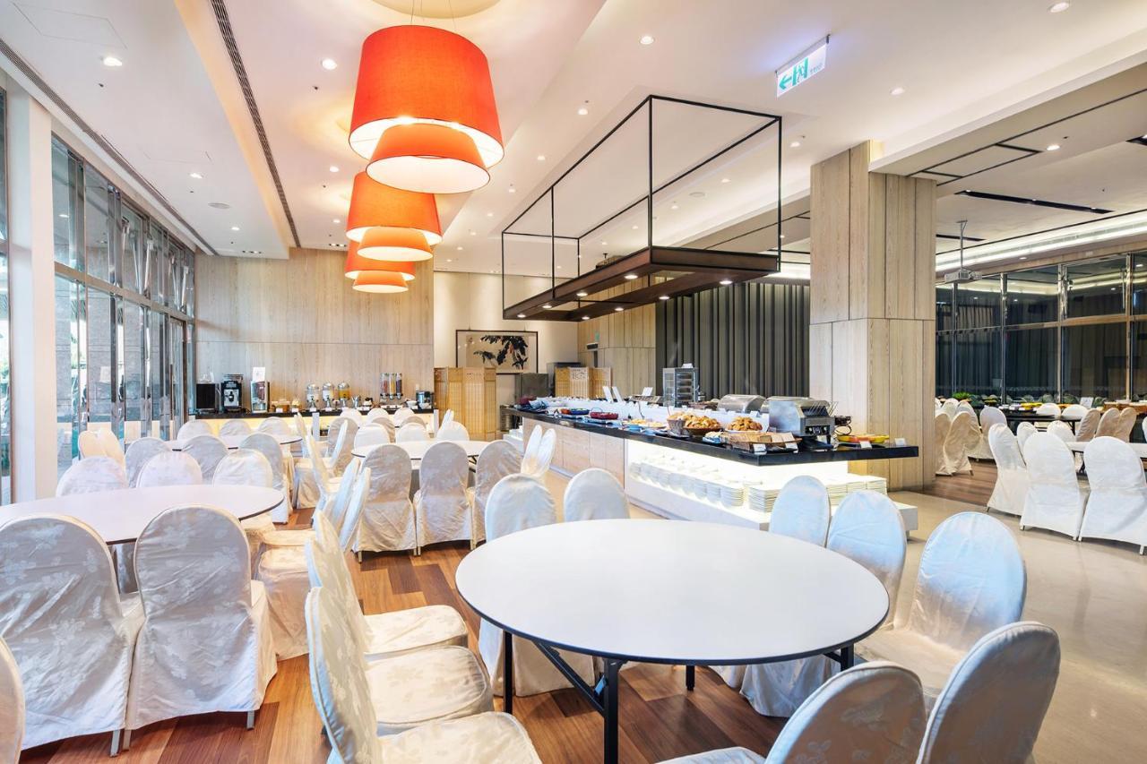 Naruwan Galaxy Hotel T'ai-tung Kültér fotó